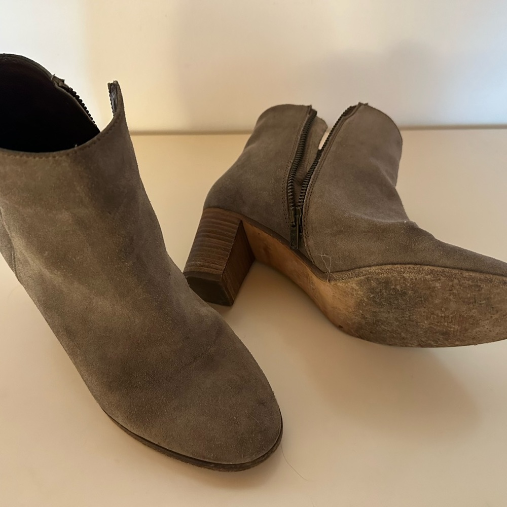 J Crew Suede Booties 7.5 Grey-Brown